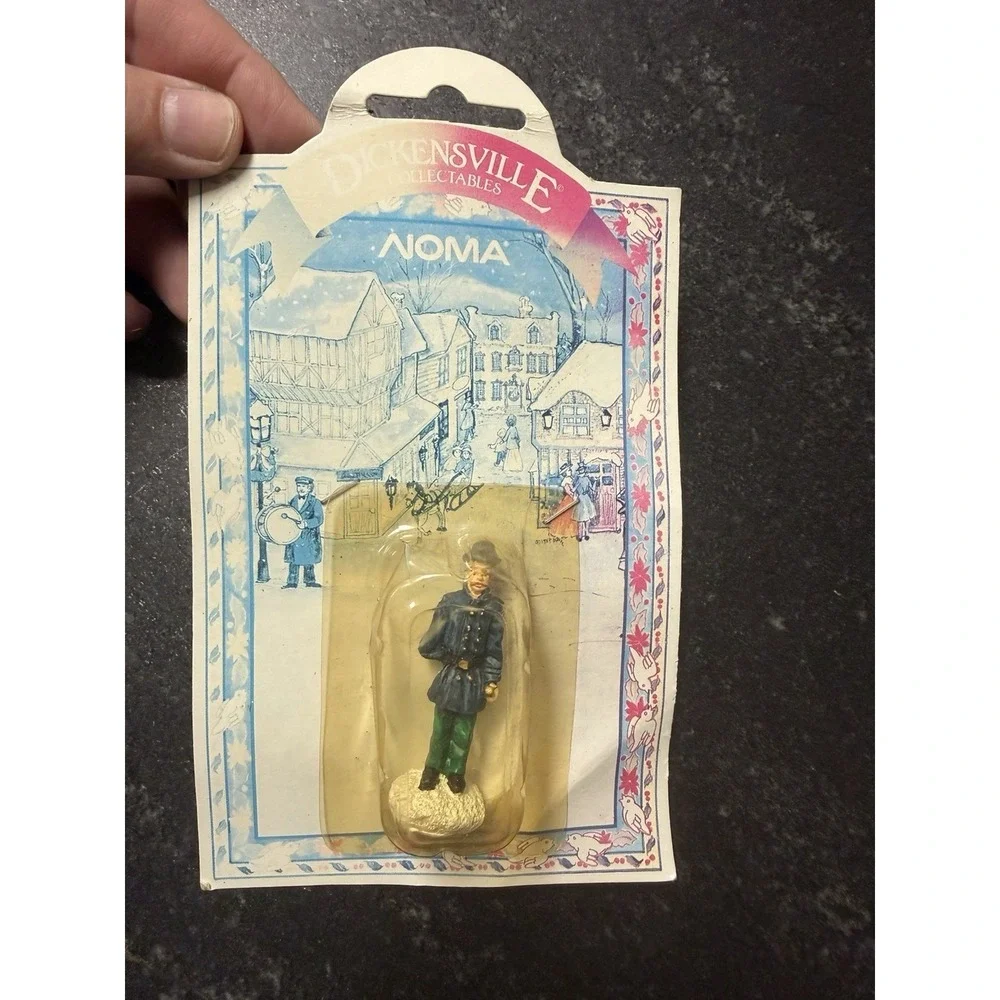NOMA Dickensville‎ Collectibles Christmas Village Figurines Lot 11 NOS Vintage